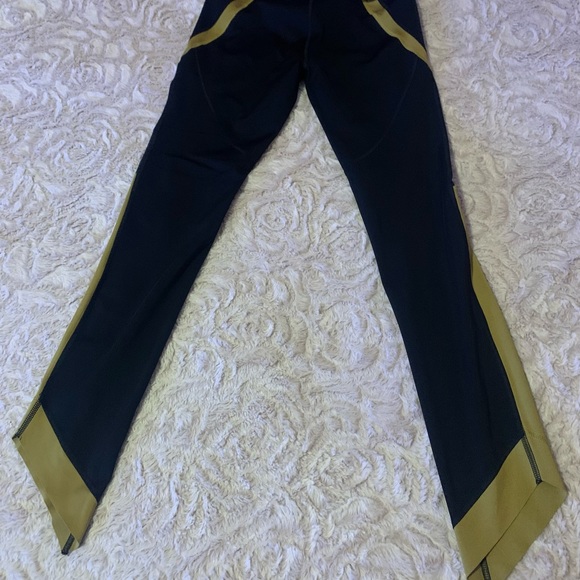 Under Armour Legging - Picture 4 of 5